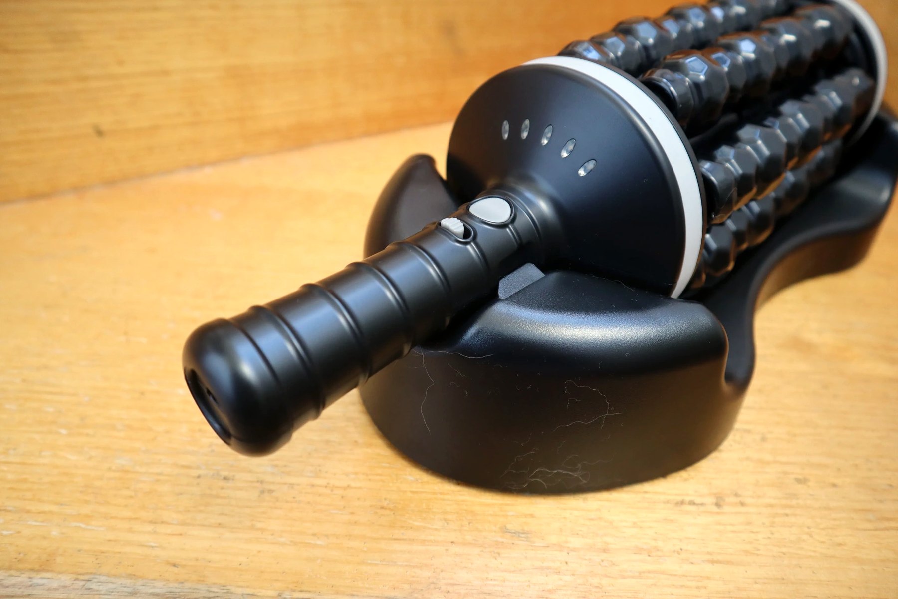 Foundation base and handle close-up